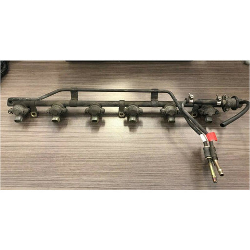 R33 GTST RB25DET INJECTORS COMPLETE WITH FUEL RAIL - USED PARTS - The Skyline Shed Pty Ltd