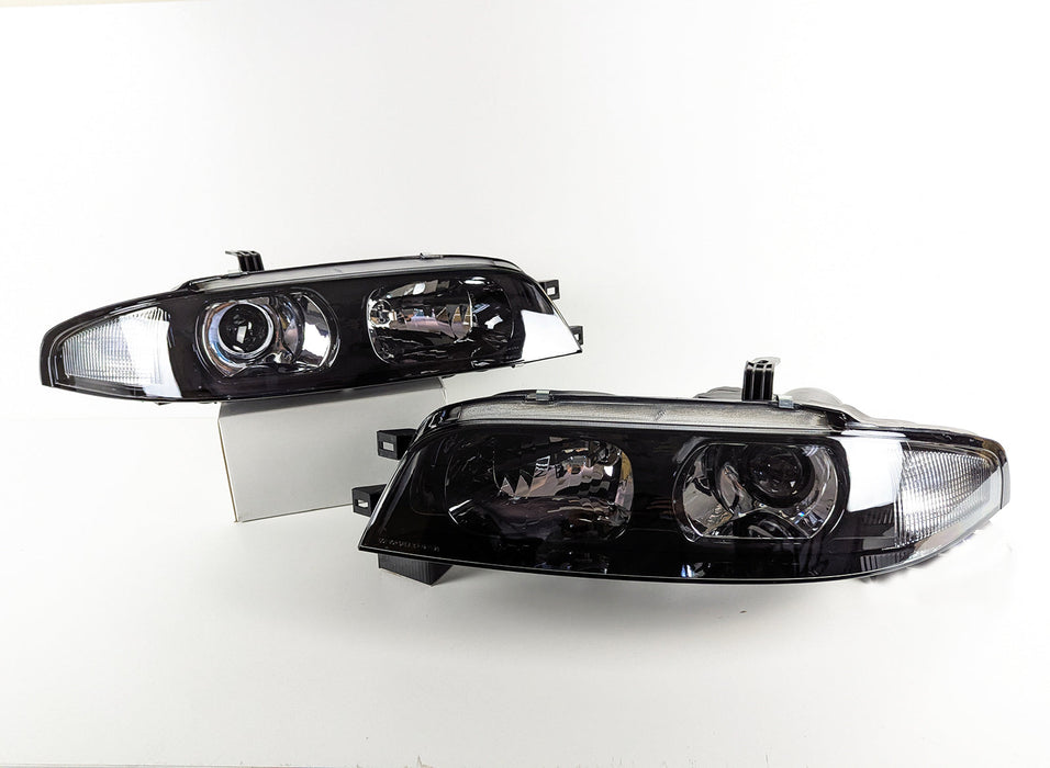 JDM Black OE Projector Headlights for Nissan Skyline R33 GTS / GTST / GTR Series 1